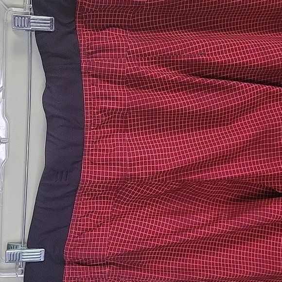 Lulu Lemon mems shorts - Picture 6 of 7